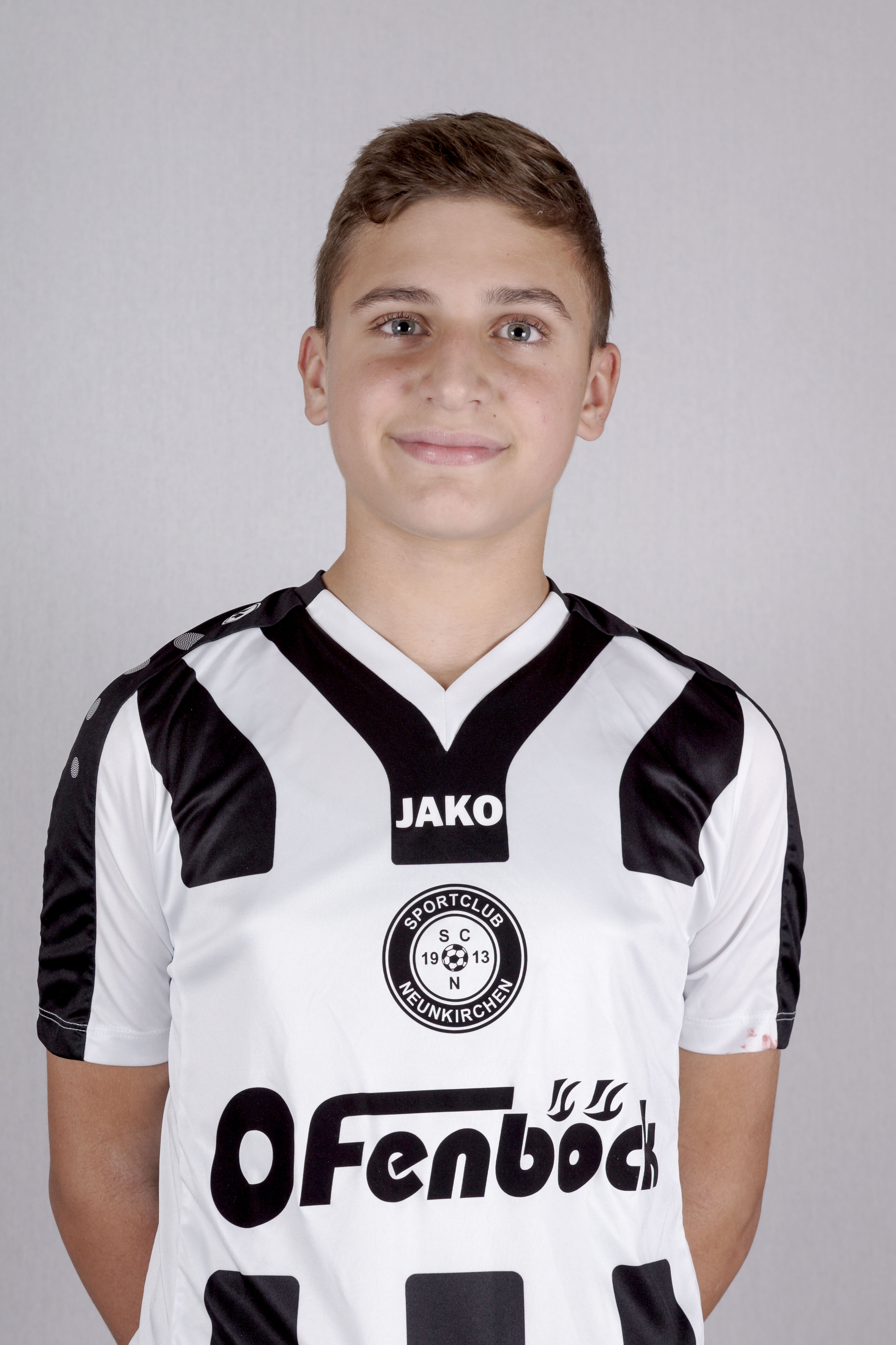Bernard Tomaj : 