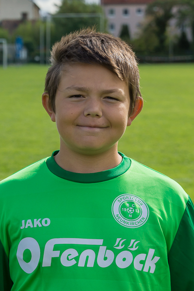 Niklas Schützenhofer : 