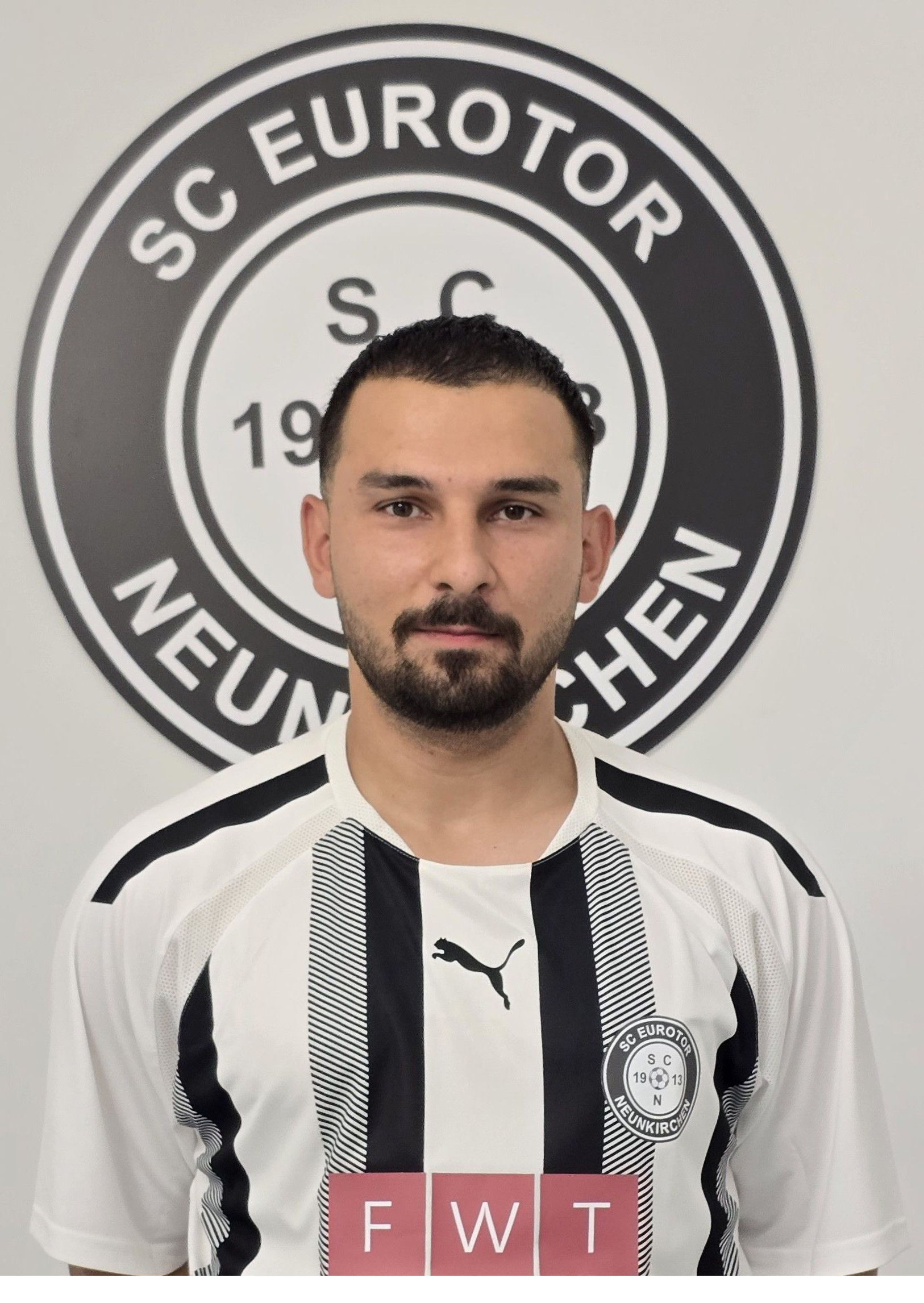 Tahsin Selik :